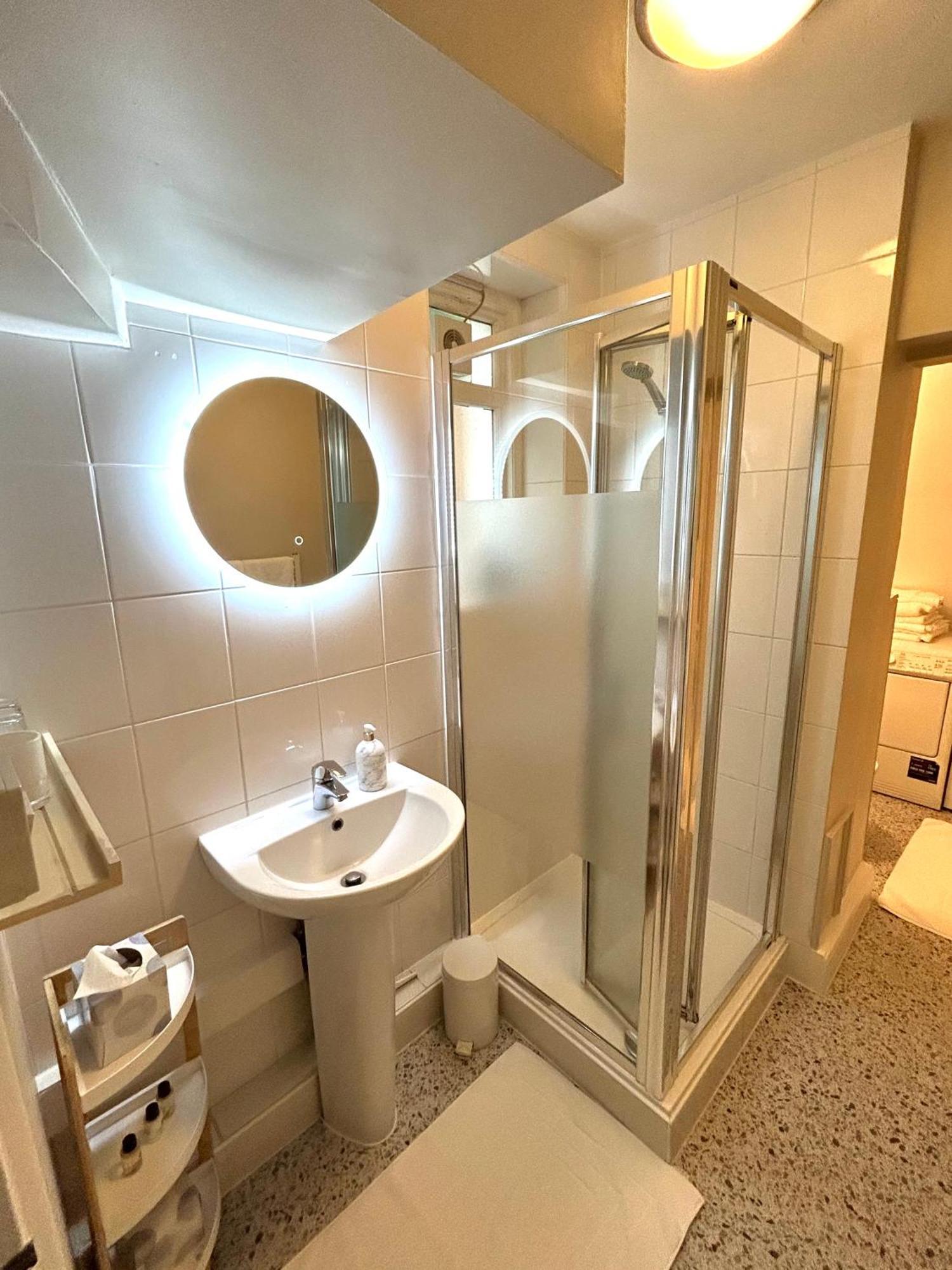 Spacious Comfortable Flat With Free Parking In East Finchley, Muswell Hill & Close To Alexandra Palace Λονδίνο Εξωτερικό φωτογραφία